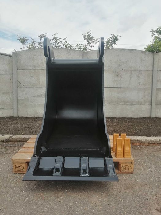 NOWA ŁYŻKA KOPIĄCA 600-700mm z nakładką 8500 zł Netto
