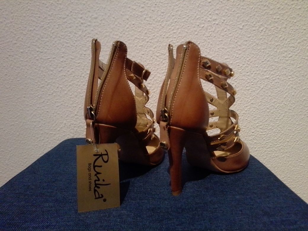 Sapatos Senhora Ruika