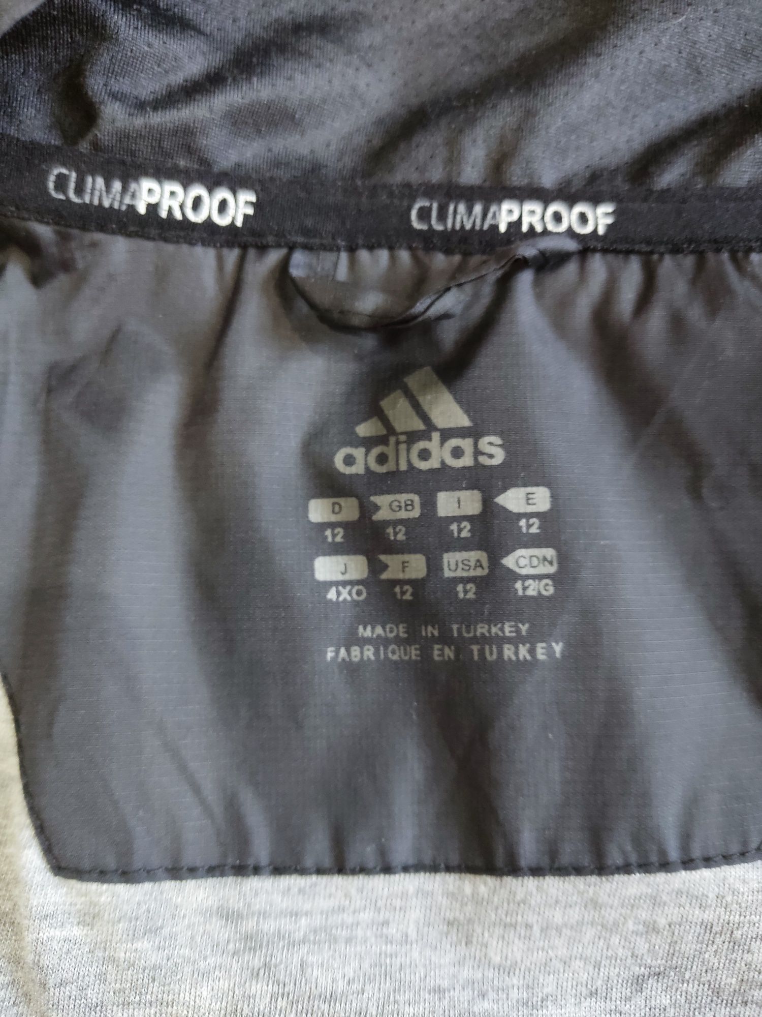 Вітровка adidas розмір 12