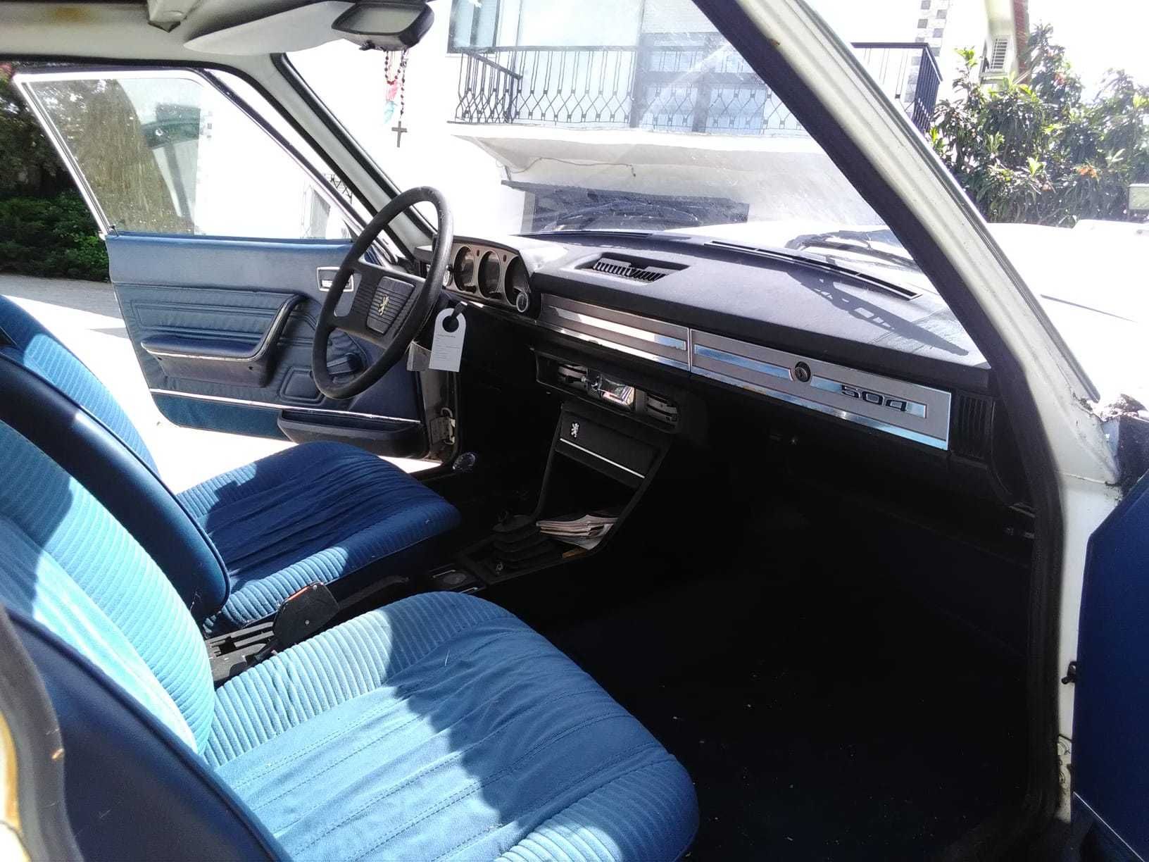 Peugeot 504 a gaolina