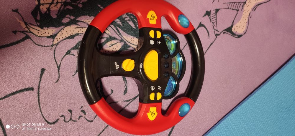 Продам музичний руль як новий,на російській мові