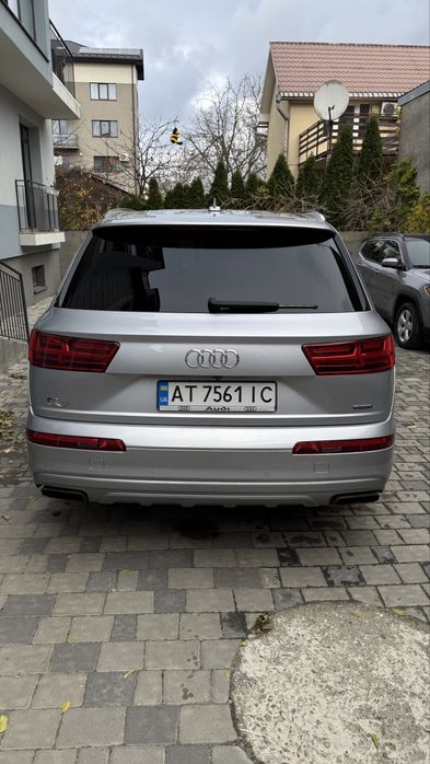 Audi q7 2017 premium plus