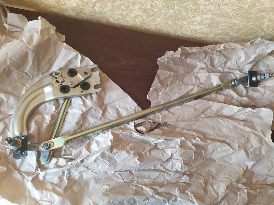 Трапеция стеклоочистителя