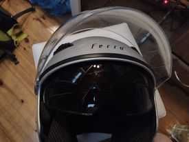 Kask FERRO ECER22-05