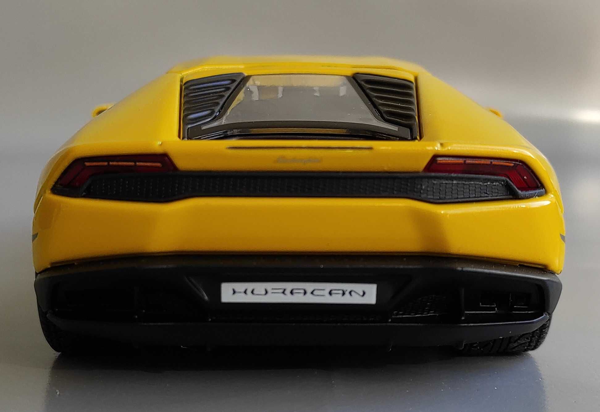 Модель "Lamborghini Huracan LP 610-4" 1/24 (Maisto)