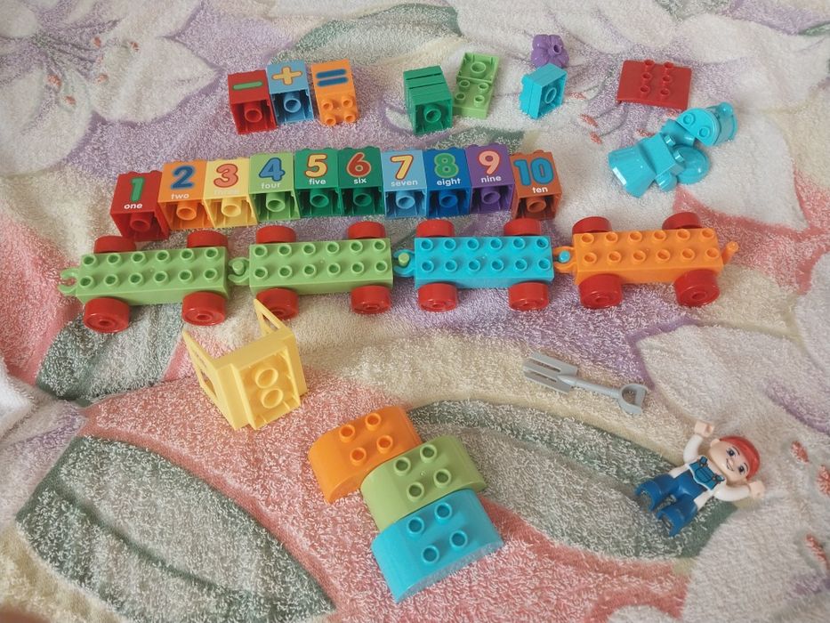 Конструктор JDLT  Потяг (поїзд) аналог лего.