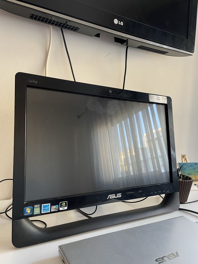 Asus - Desktop Touch