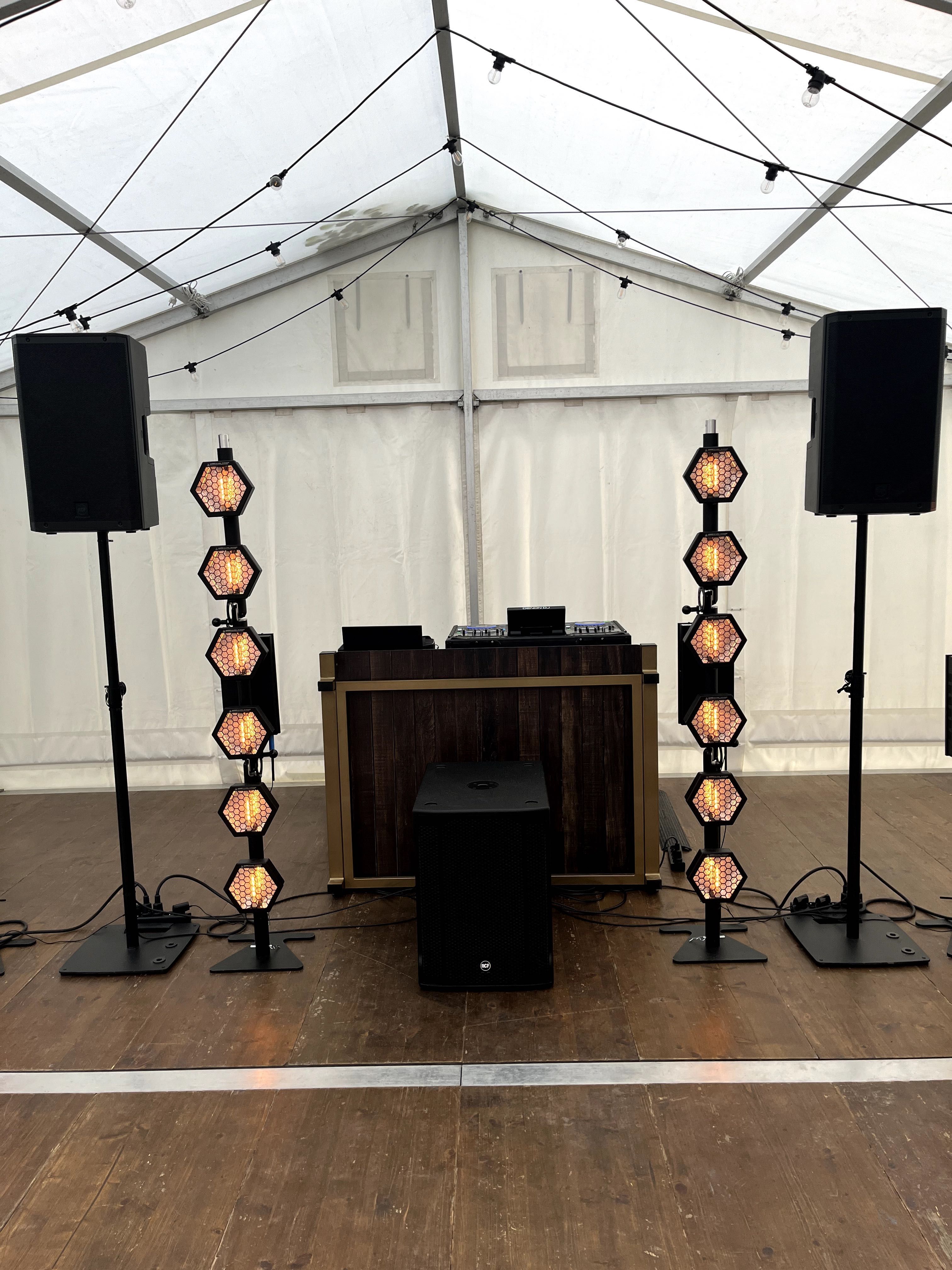 Nagłośnienie RCF 932 + sub 905 , denon prime 4 , screen dj