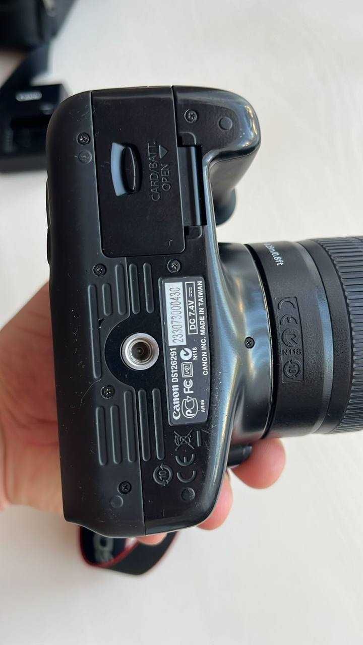 Продам фотоапарат Canon 1100d, об'єктив і сумку