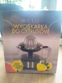 Wyciskarka do cytrusów. Ricco. Nowa