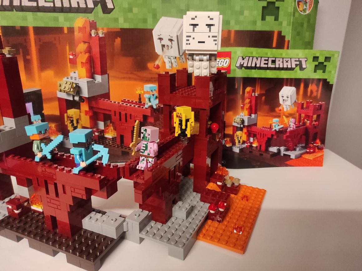 LEGO Minecraft 21122