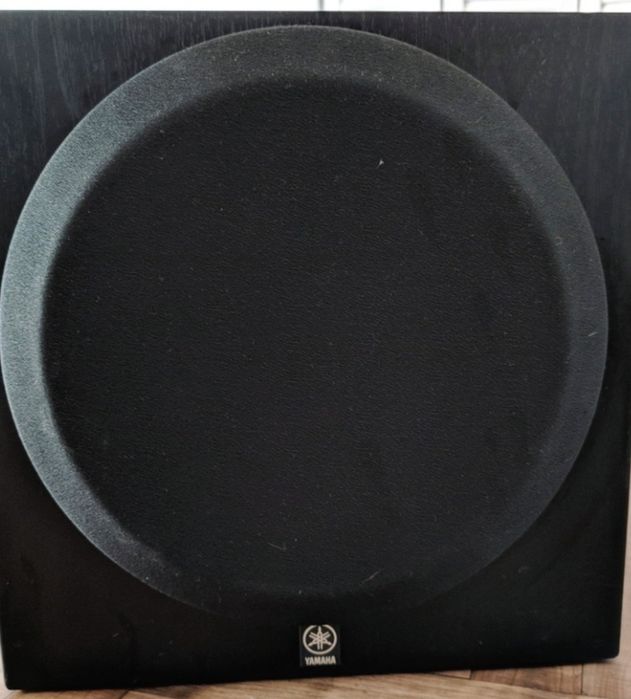 Subwoofer Aktywny Yamaha YST-SW012
Polecam używany subwoofer, w bardz