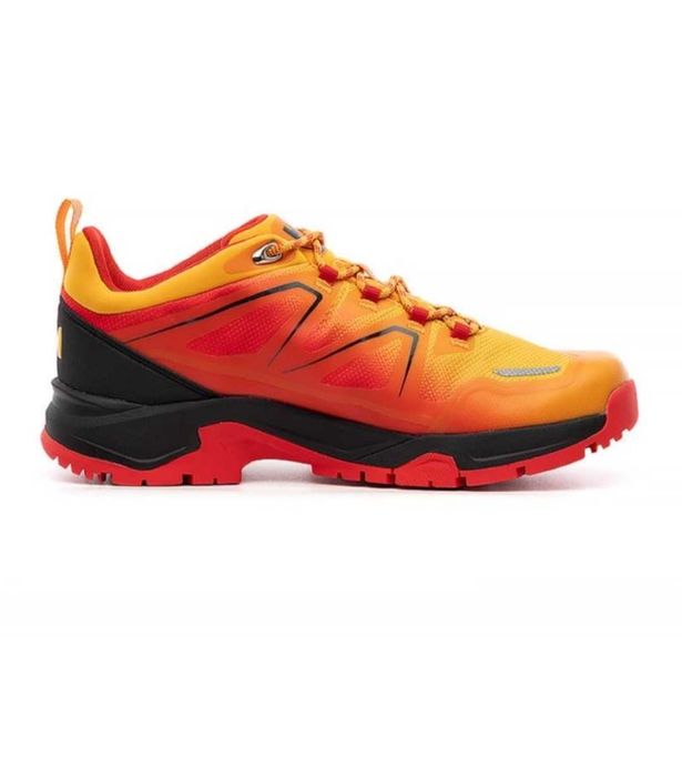 Чоловічі кросівки Helly Hansen.