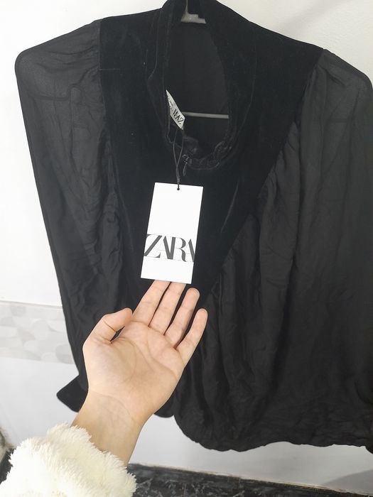 Blusa Veludo Manga Morcego
