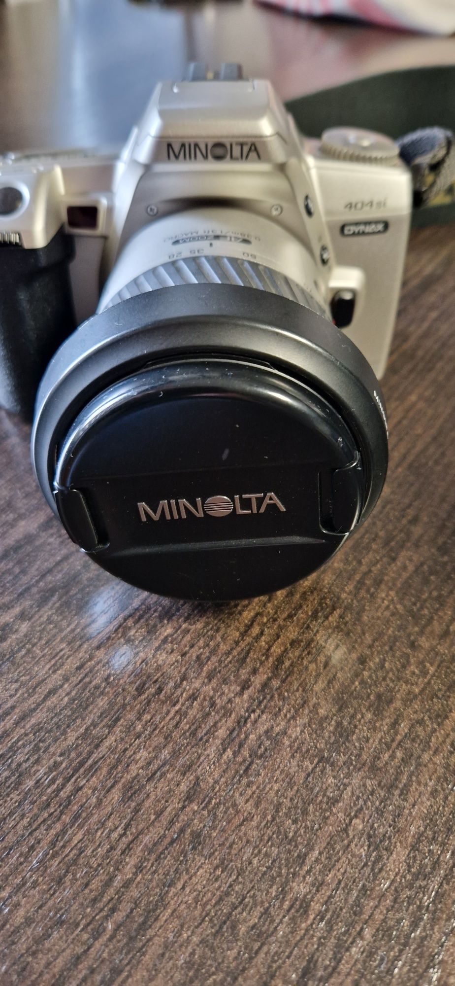 Aparat fotograficzny i Minolta lustrzanka