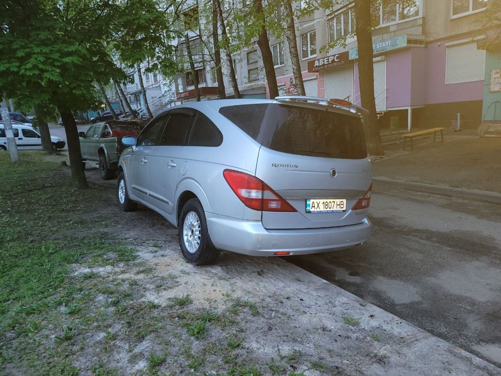 SsangYong Rodius хозяйское