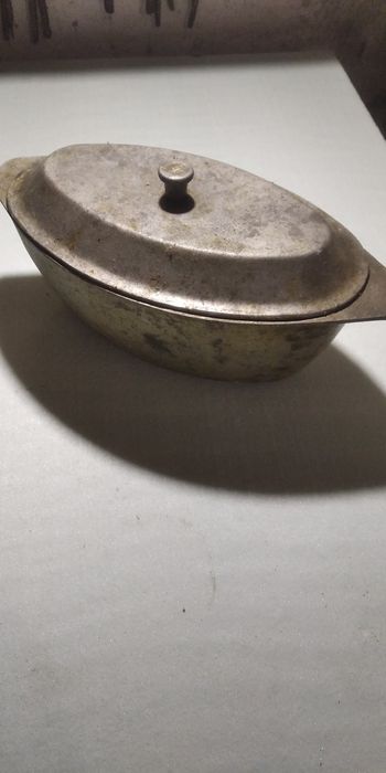 Чугунна жаровня, пательня