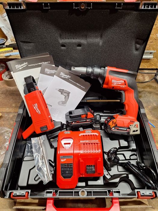 Wkrętarka do płyt GK Milwaukee M18 FSCG-202x**NOWY ZESTAW**