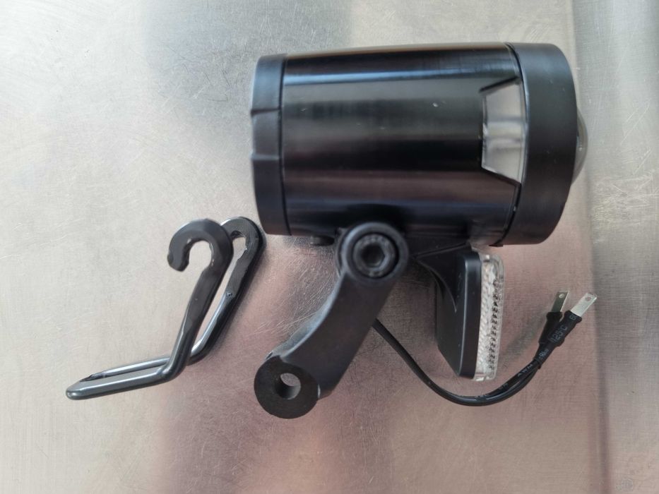 Lampka rowerowa E-bike H-Black pro