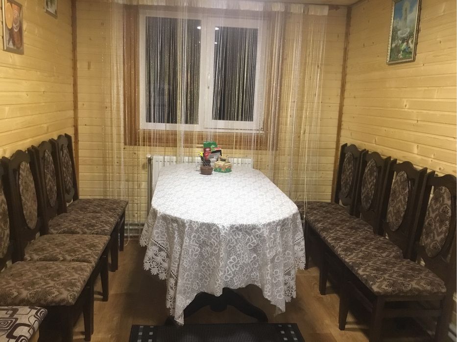 Будинок біля річки