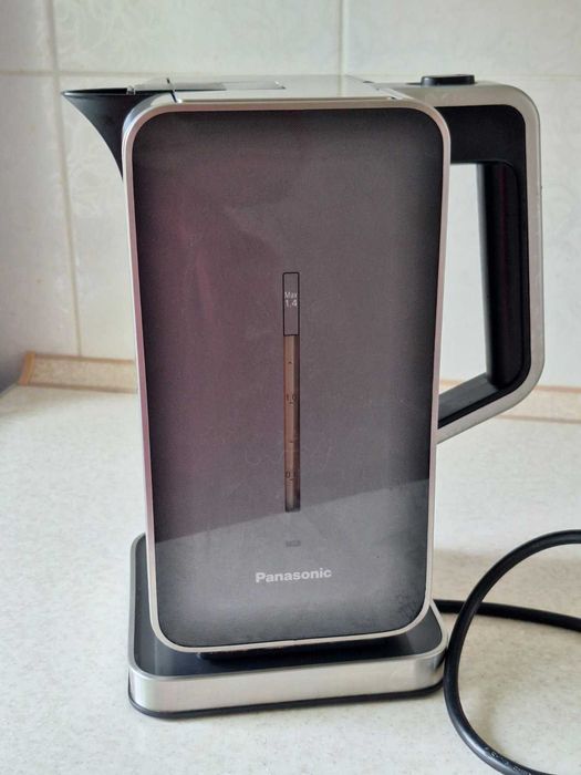 Чайник електричний Panasonic NC-ZK1 з термосом