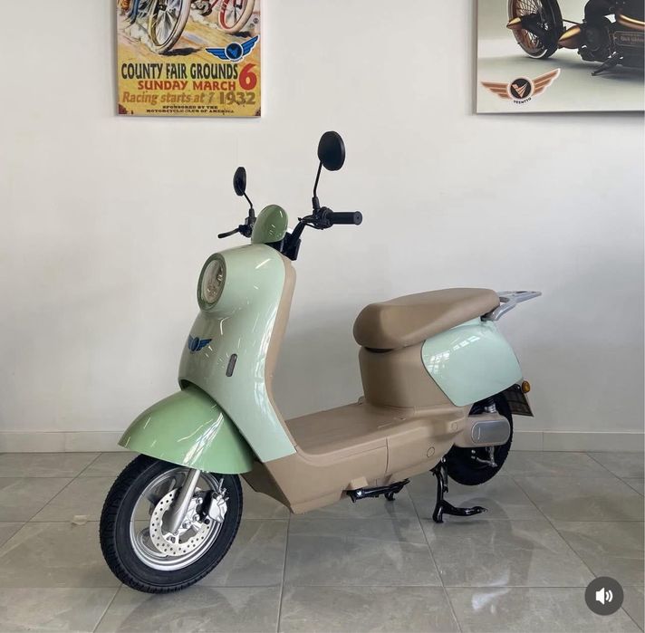 SCOOTER ELÉTRICA NOVA SEM CARTA DE CONDUÇÃO,Bateria de lítio. 50cc