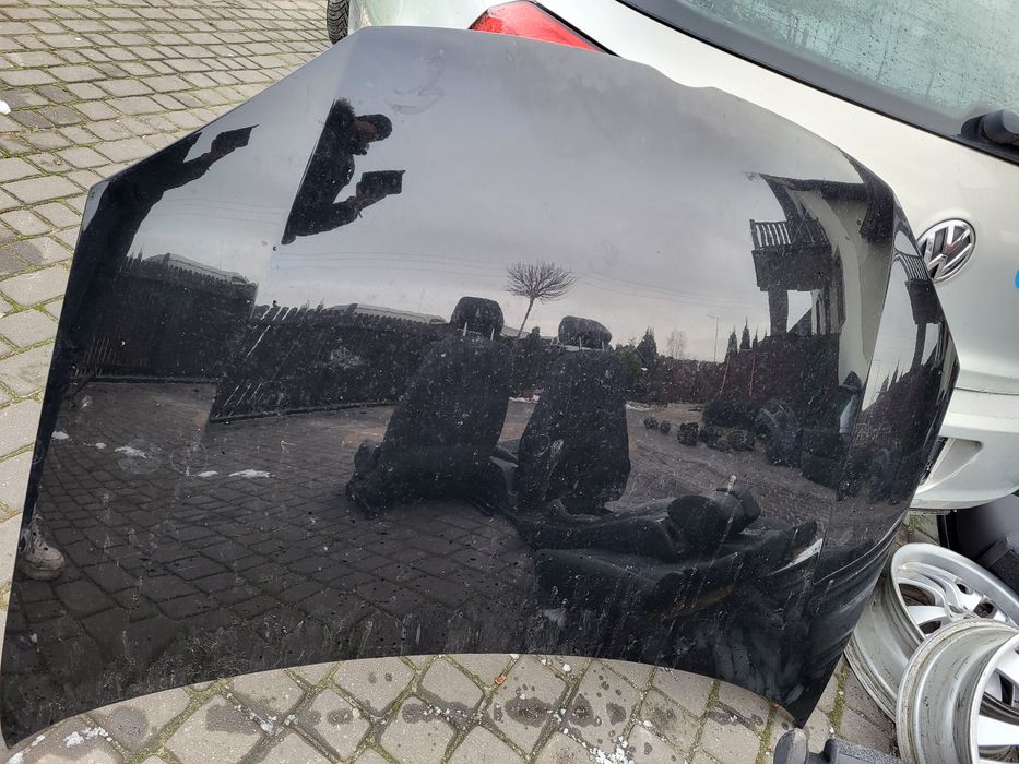 Maska przednia vw golf 5 czarna kodu lakieru brak