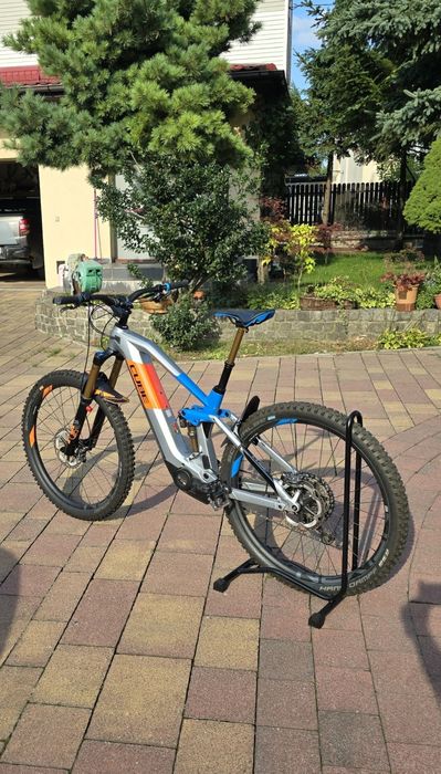 Rower elektryczny Cube stereo 140 M przejechane 300km
