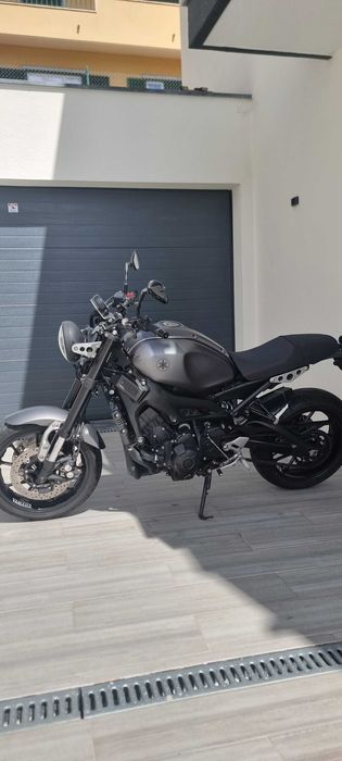 Mota Yamaha XSR 900