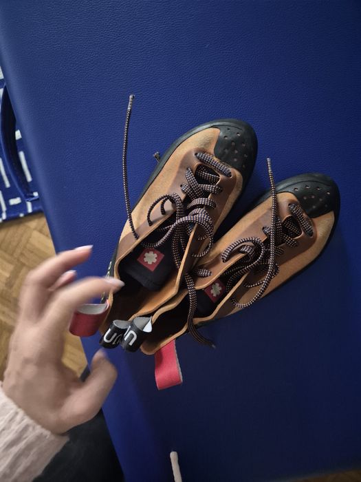Buty do wspinaczki na ściankę wspinaczkowa