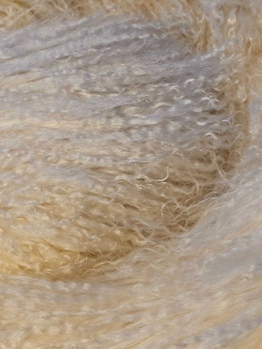 Futerko jasnokremowe lama