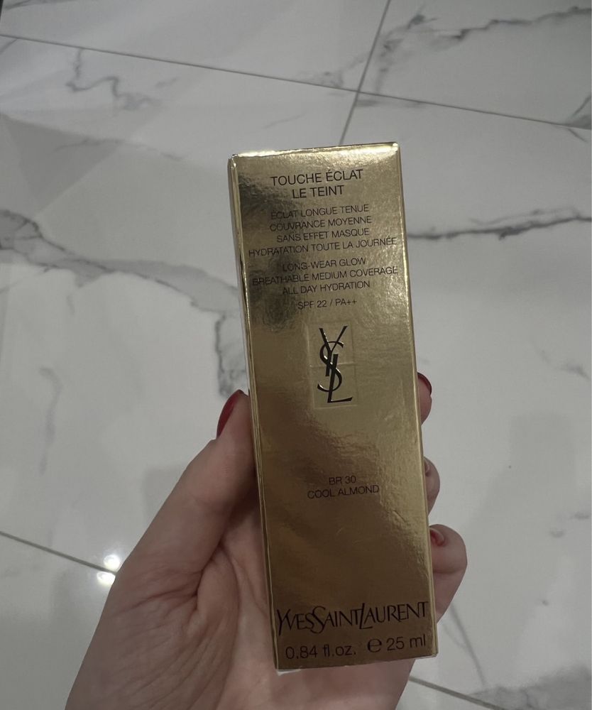 тональна основа тон ysl Yves Saint Laurent