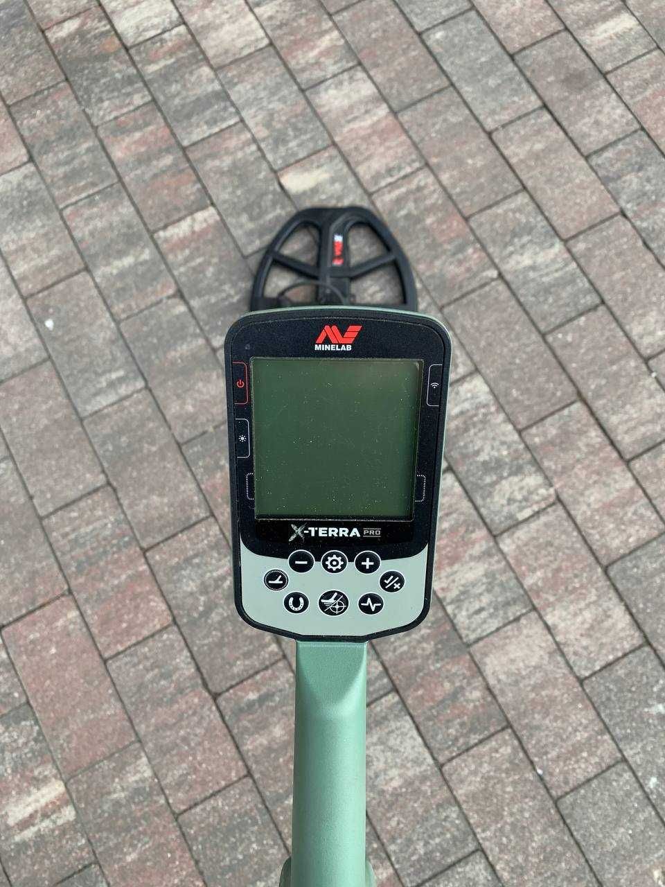Металлоискатель Minelab X-Terra Pro