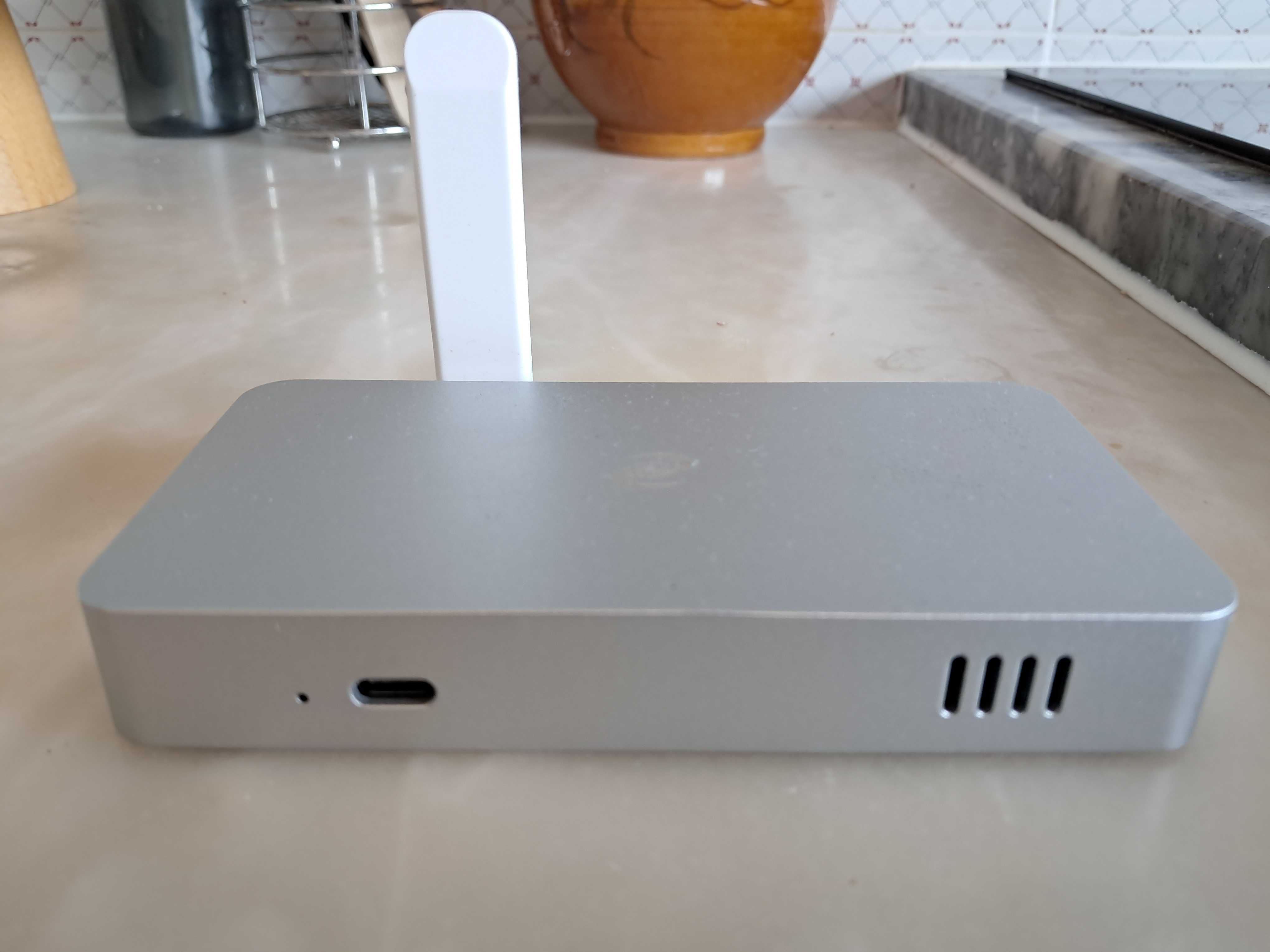 Deeper connect Mini - VPN router + DPR miner