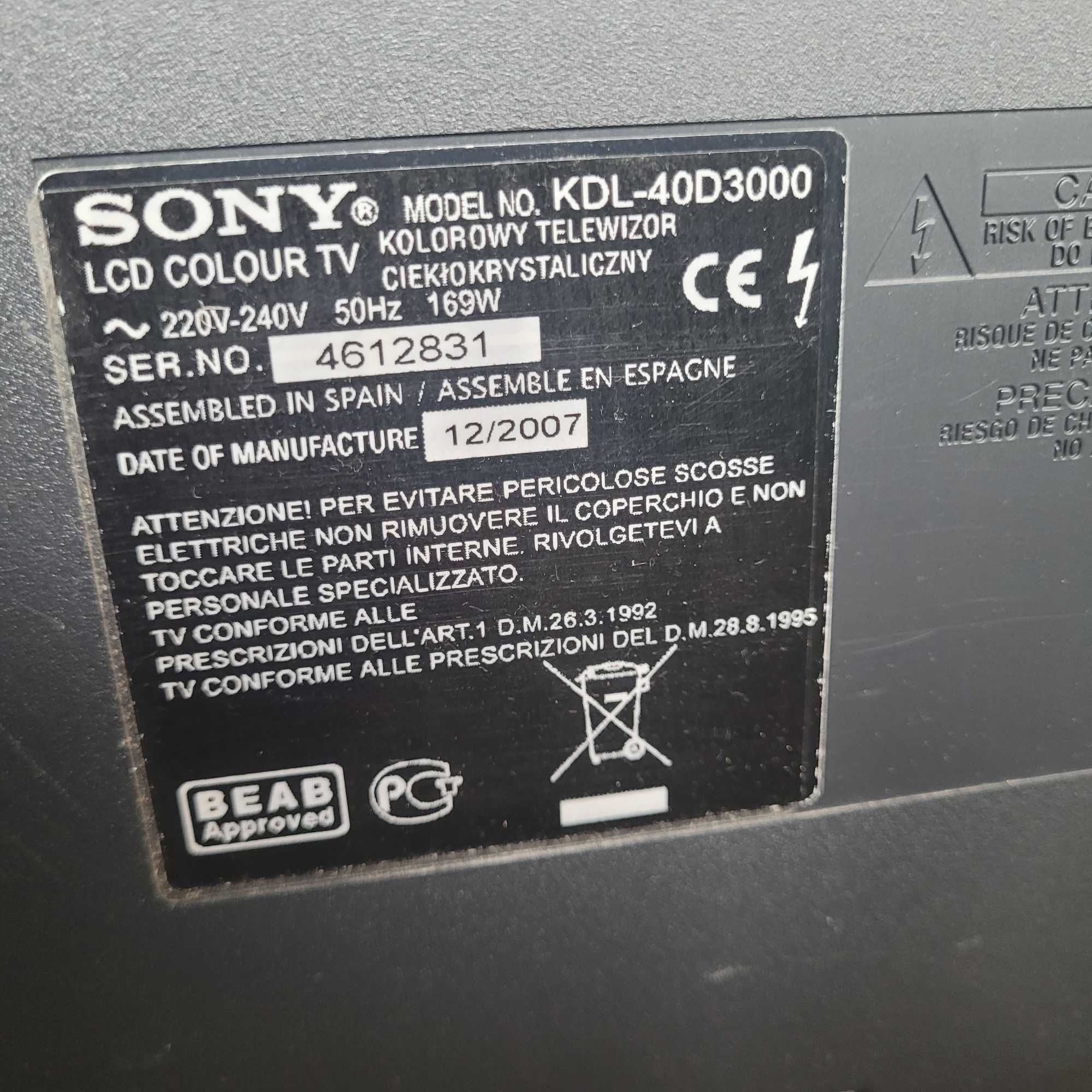Telewizor 40 cali z uchwytem na ścianę