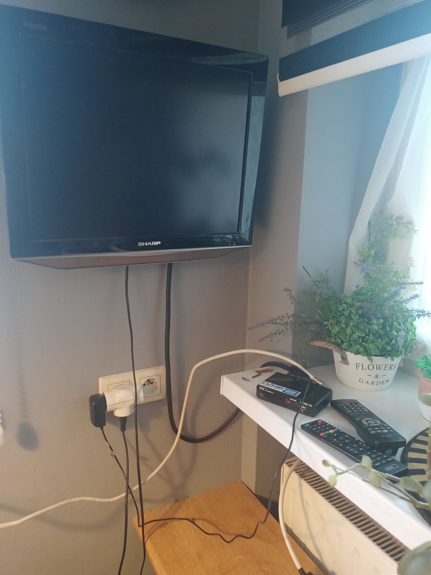Telewizor Sharp gratis dekoder piloty