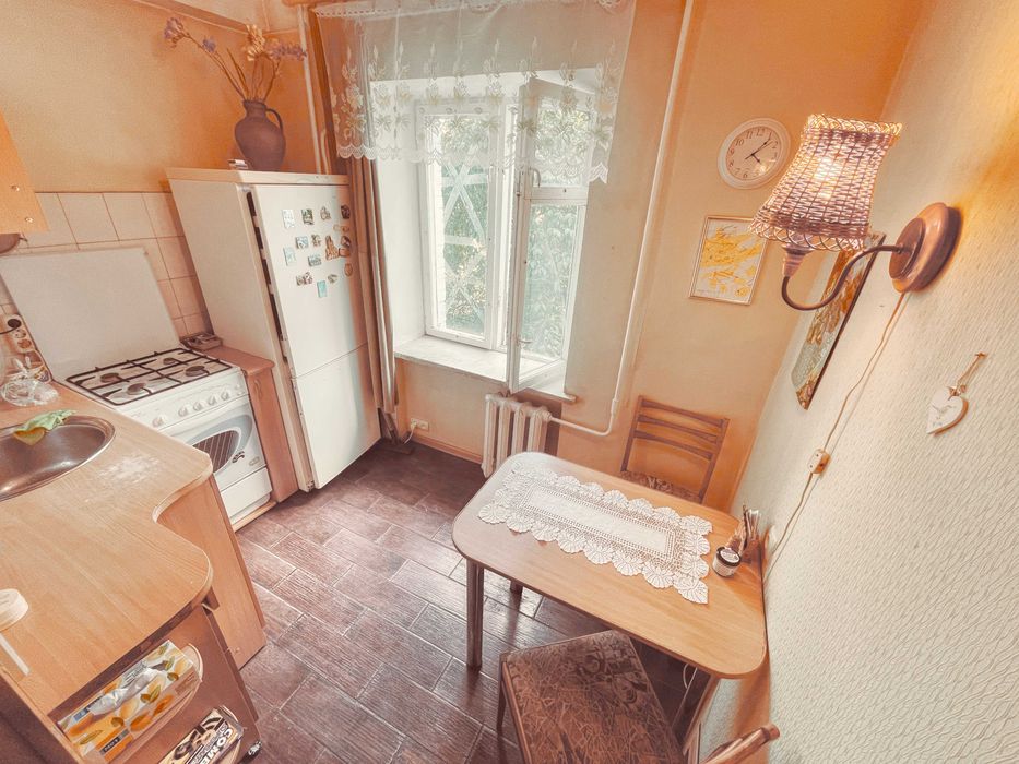 1х квартира метро ЖД Вокзал, улица Тополева 6,  Чапека Фучика