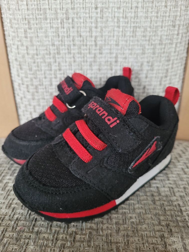 Adidasy, półbuty sportowe, sprandi 20