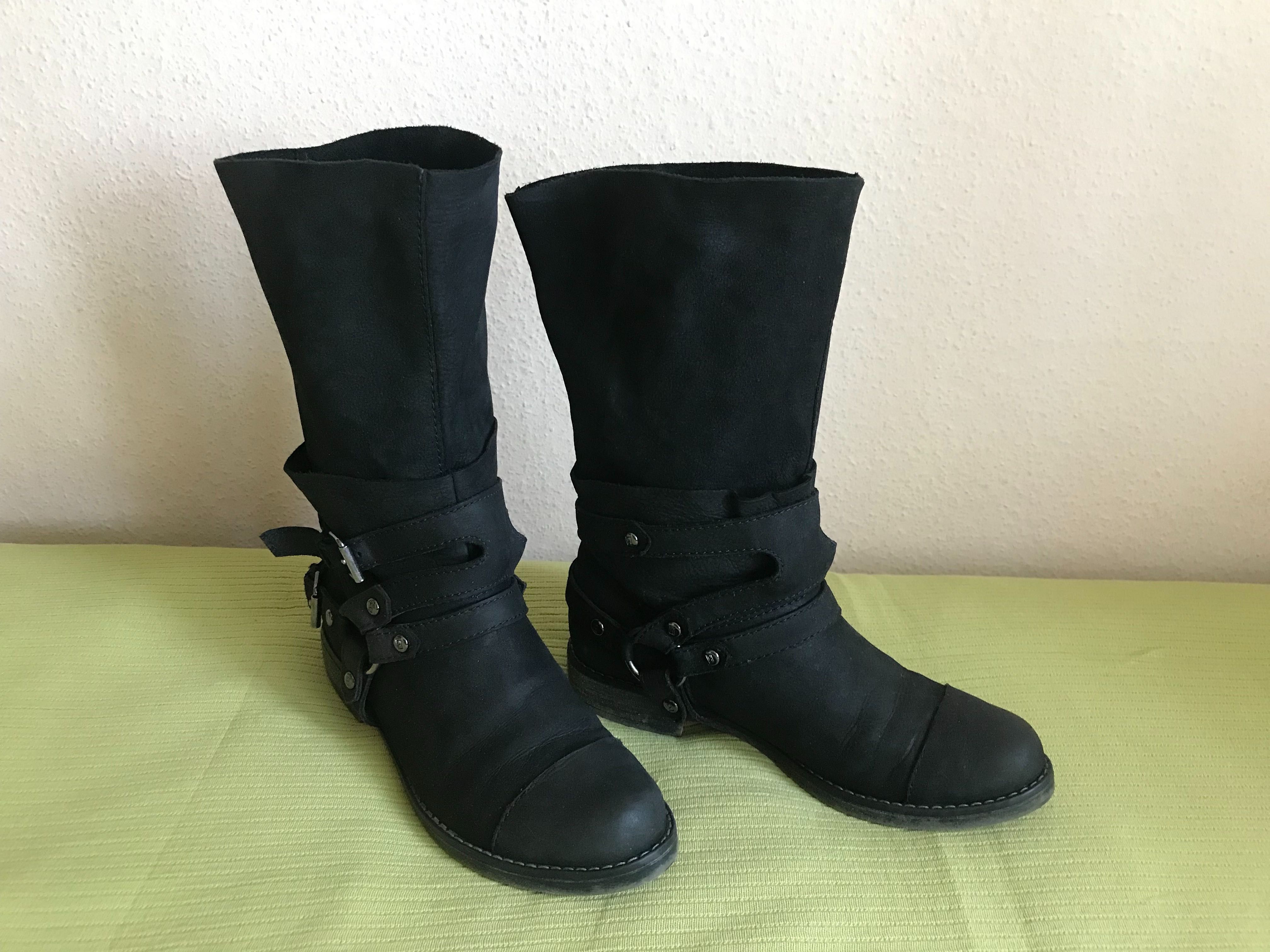 Buty-botki czarne ze skóry r.38 (24,5 cm)