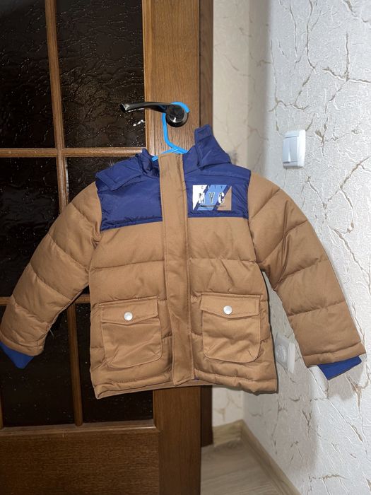 Нова куртка зимова коричнева синя хлопчик 116 5 6 7 років тепла kikiko