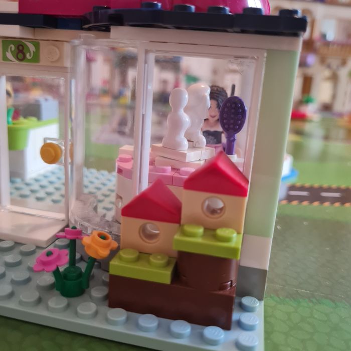 LEGO Friends 41007 - Salon dla zwierząt w Heartlake