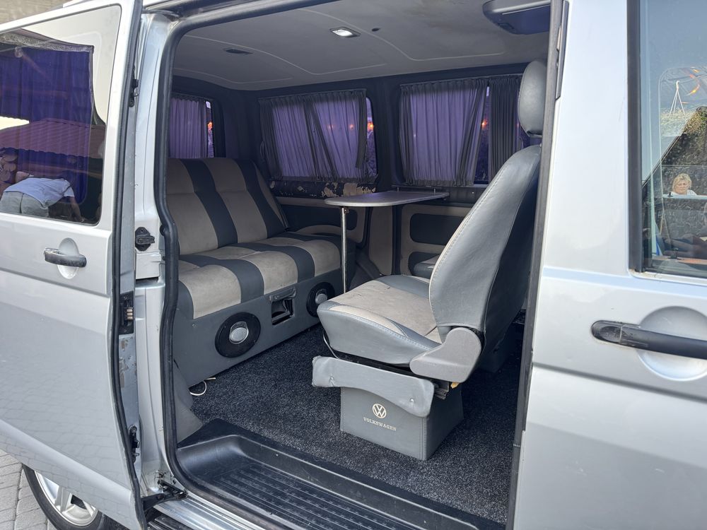 Volkswagen T5 transporter пасажир