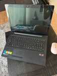 Laptop Lenovo (AMD A8, 6 gb RAM, HDD 1 TB)