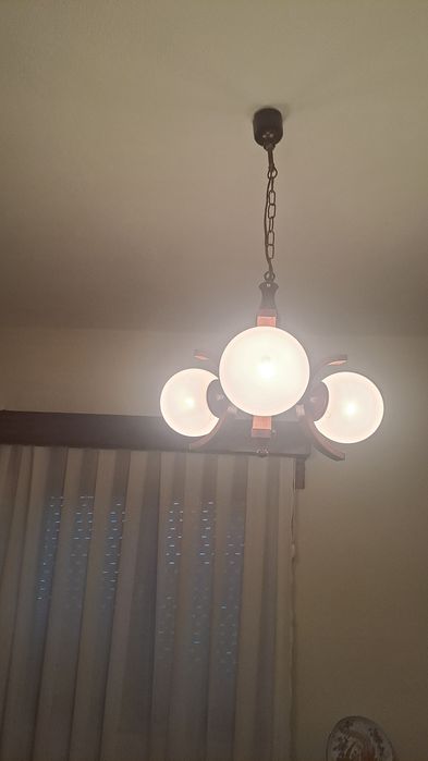 Candeeiros de quarto e sala e corredor