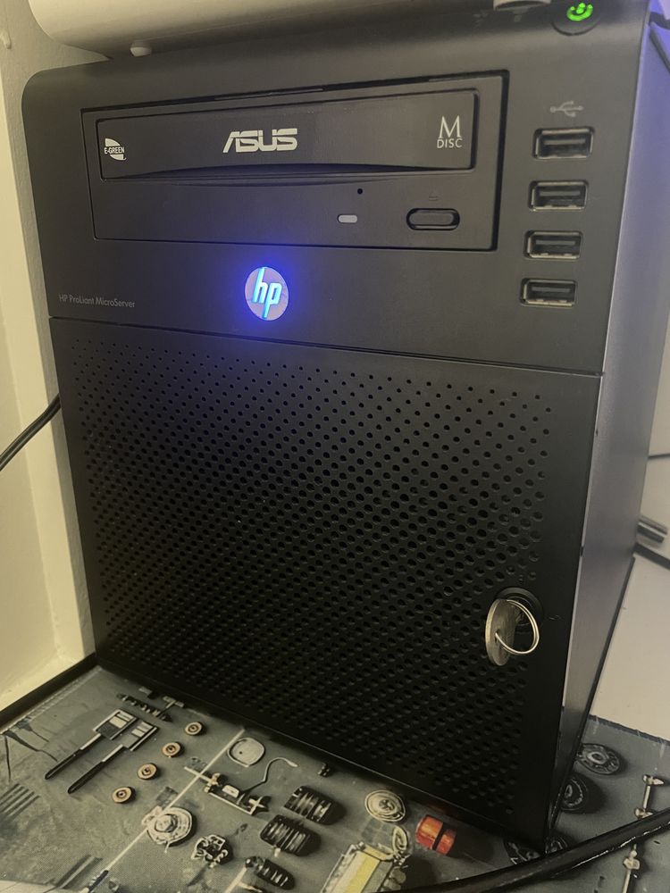 HP Proliant Microserver Gen7 c/ 16Gb, 1Tb SSD + GTX 750Ti + WiFi 6E