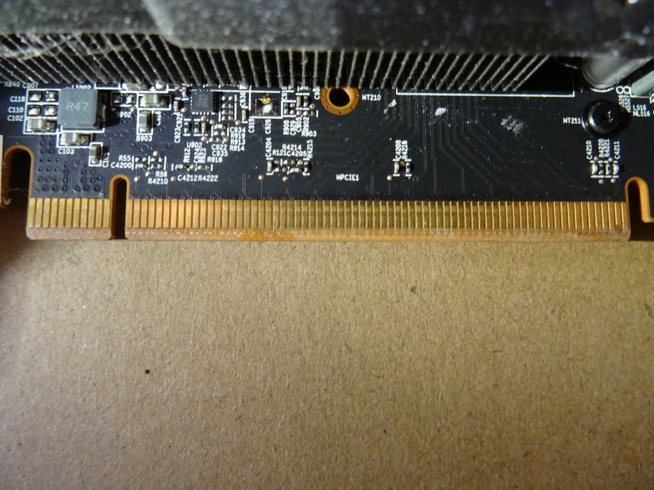 Placa gráfica PowerColor Red Devil Radeon™ RX 5600 XT 6GB GDDR6