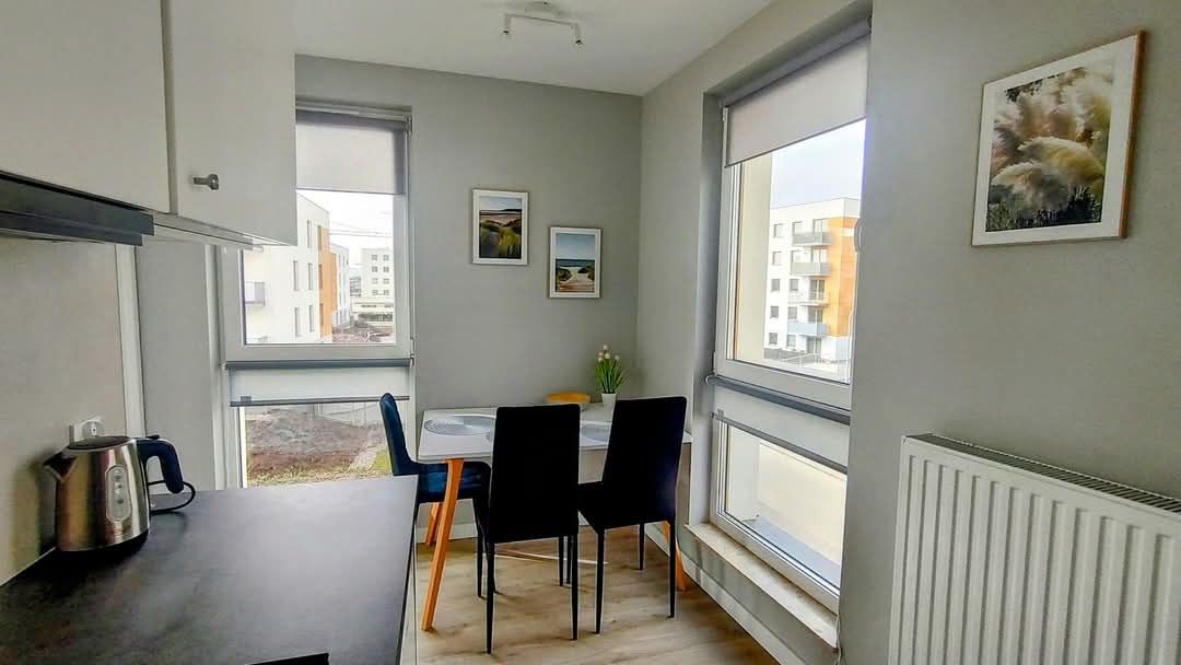Apartament w Rumi przy Błoniach Janowskich