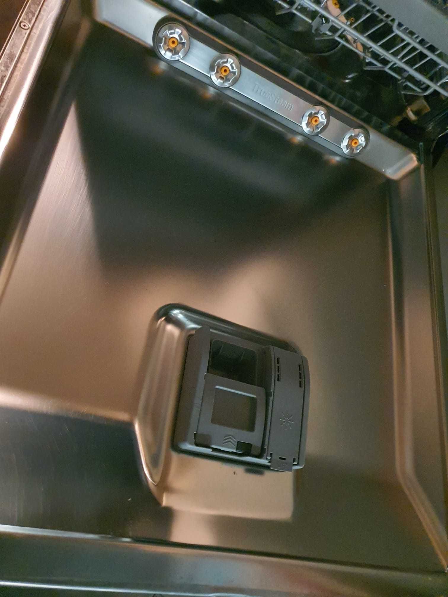 Máquina Lavar Loiça LG DF325FPS Inox 3 Prateleiras com MUITO POUCO USO