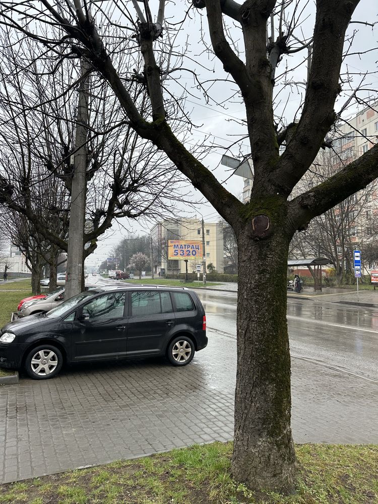 Продаж фасадного комерційного приміщення