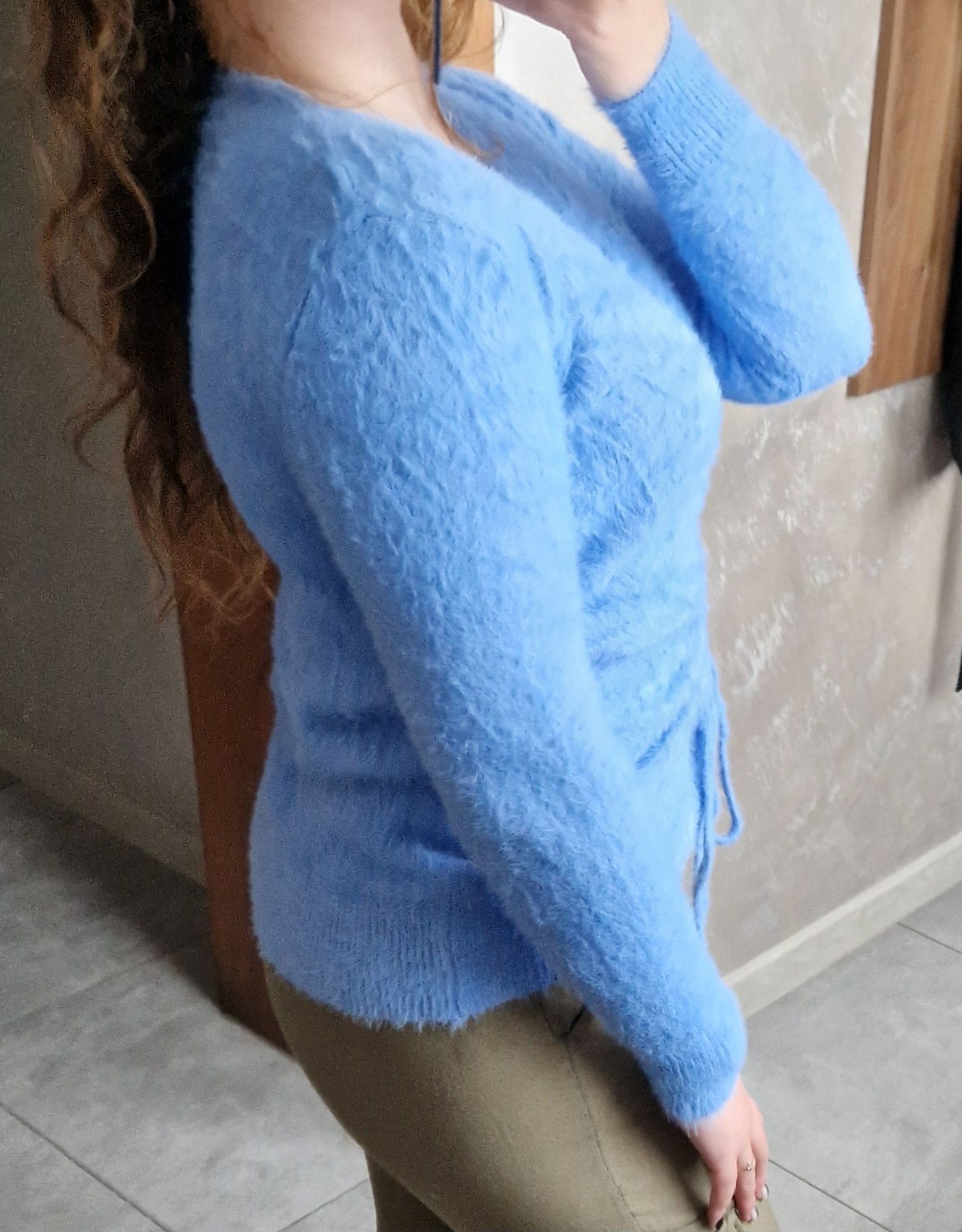 Sprzedam sweterek damski Alpaka Nowy Uni